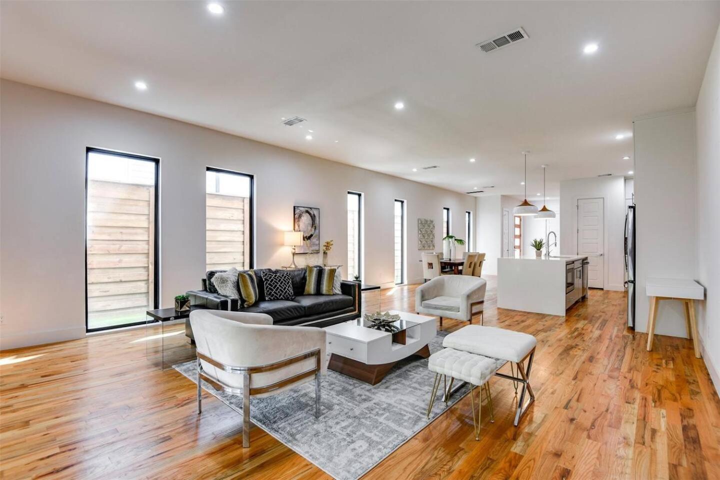 Townhouse Uptown Private Patio Villa Dallas Exterior photo